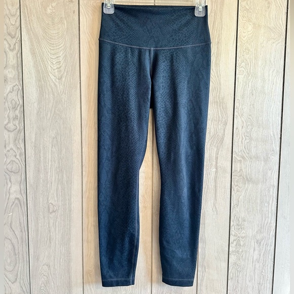Lululemon High Times Pant *Full-On Luon - Picture 3 of 7
